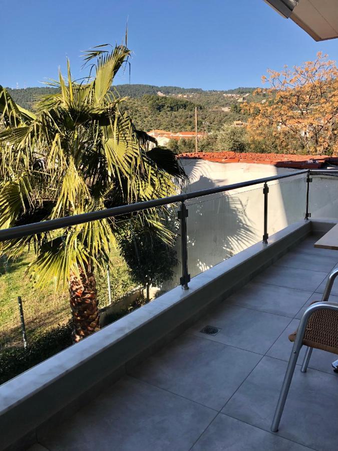Vanessa House Luxury Apartments Skiathos Town Ngoại thất bức ảnh