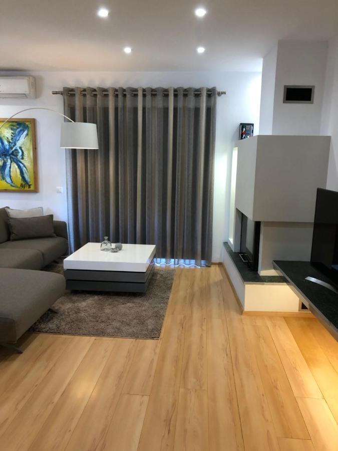 Vanessa House Luxury Apartments Skiathos Town Ngoại thất bức ảnh
