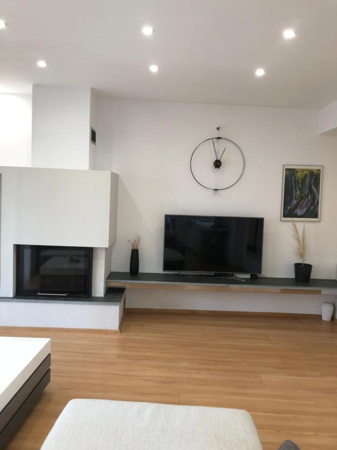 Vanessa House Luxury Apartments Skiathos Town Ngoại thất bức ảnh