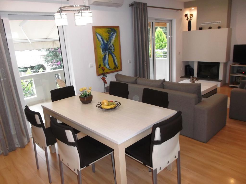 Vanessa House Luxury Apartments Skiathos Town Ngoại thất bức ảnh