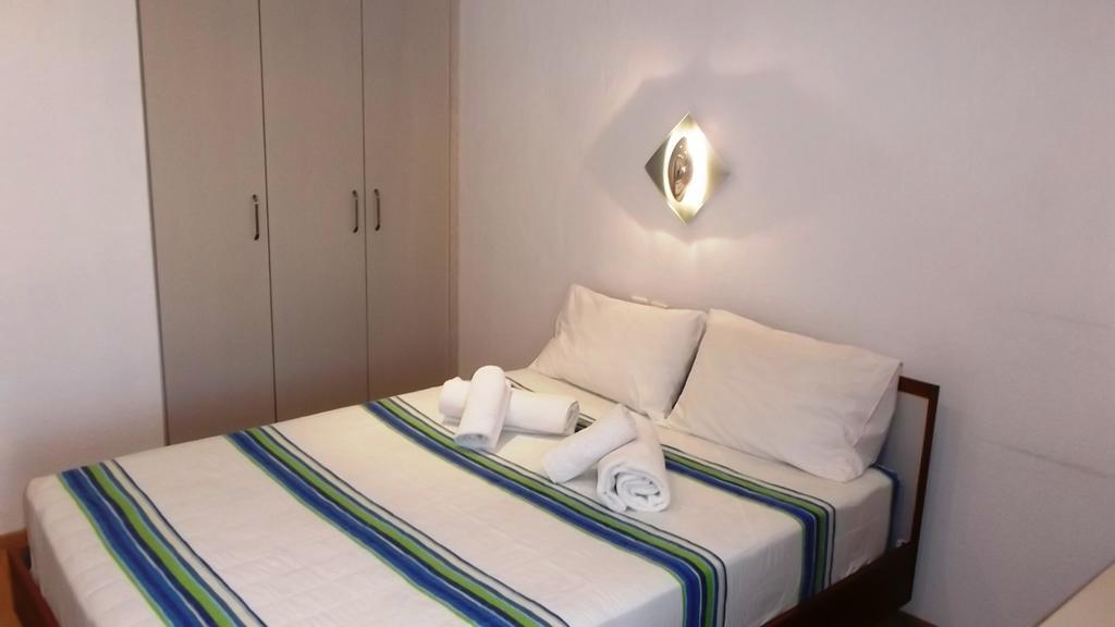 Vanessa House Luxury Apartments Skiathos Town Ngoại thất bức ảnh