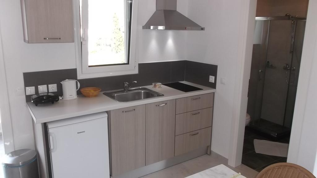 Vanessa House Luxury Apartments Skiathos Town Ngoại thất bức ảnh