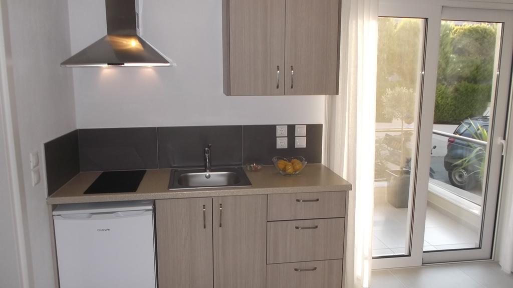 Vanessa House Luxury Apartments Skiathos Town Ngoại thất bức ảnh