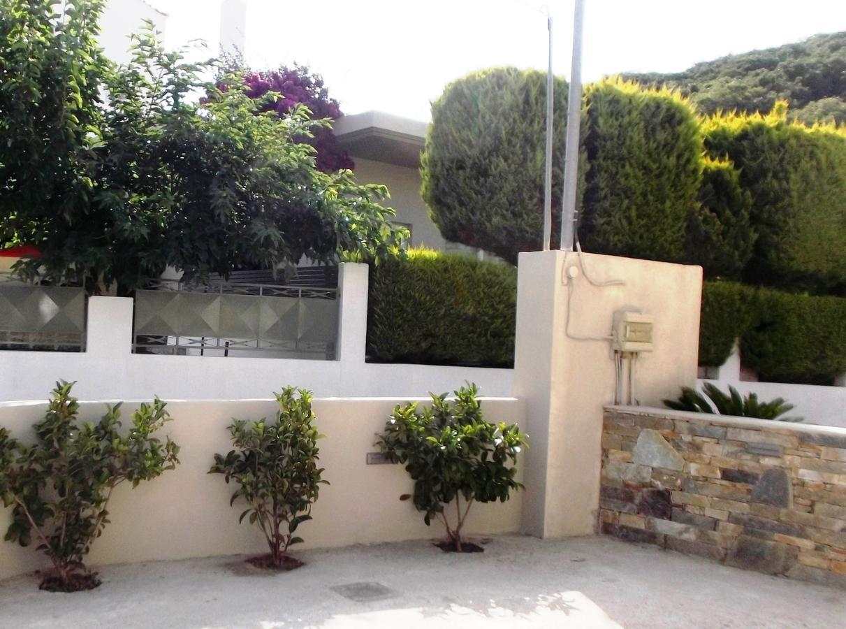 Vanessa House Luxury Apartments Skiathos Town Ngoại thất bức ảnh